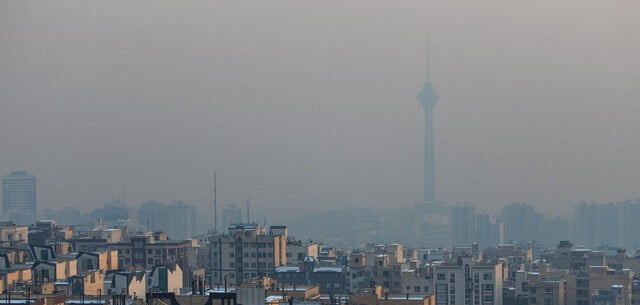 قصه آلودگی هوا از بحران گذشته و دارد به فاجعه می‌انجامد/ ایران خودرو و سایپا، به جای خودرو، آلت قتاله درست و به بهای گزاف به مردم می‌فروشند و کسی هم حرفی نمی‌زند
