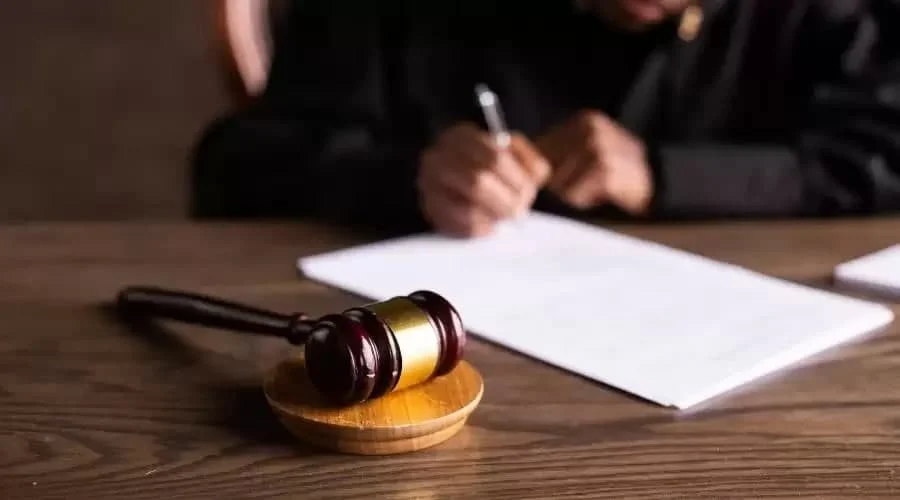 آیا انحصار وراثت اجباری است؟