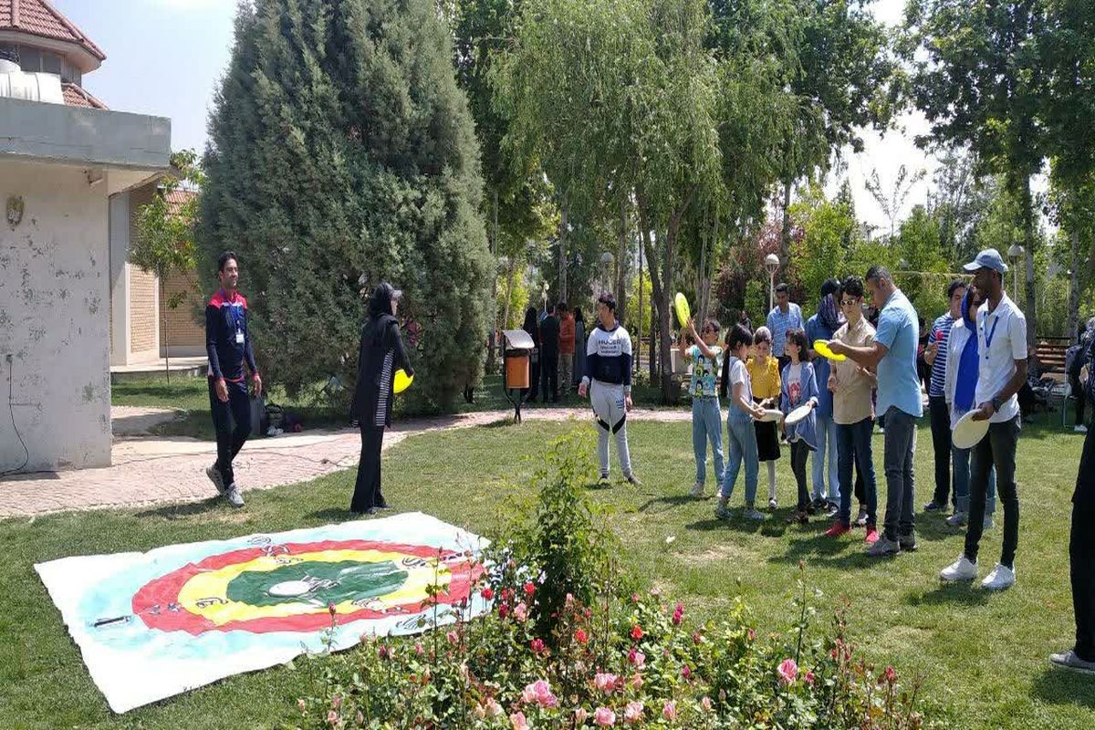 نخستین جشنواره فرزندان اتیسم در شیراز برگزار شد