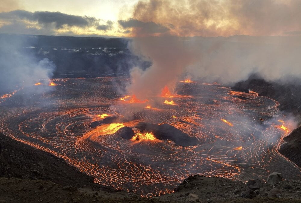 فوران یک کوه آتشفشانی در هاوایی