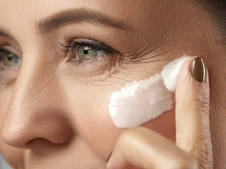 تفاوت میان کرم ضد چروک و کرم شبه بوتاکس