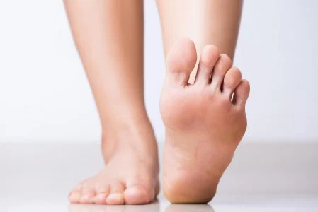 نحوه ی به دست اوردن اندازه درست کف پا
