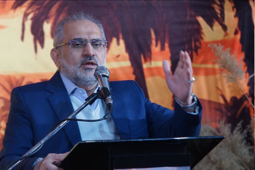 حسینی: دولت با تمام وجود در مسیر گره‌گشایی از مشکلات جامعه گام برمی‌دارد