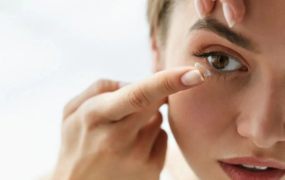 بهترین لنز رنگی چه لنزی است ؟