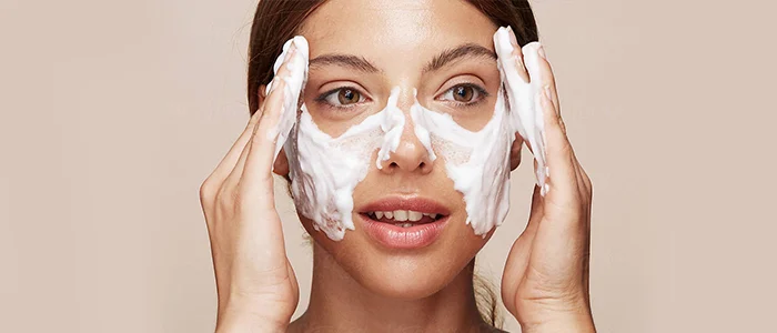 What is a good face mask for me?