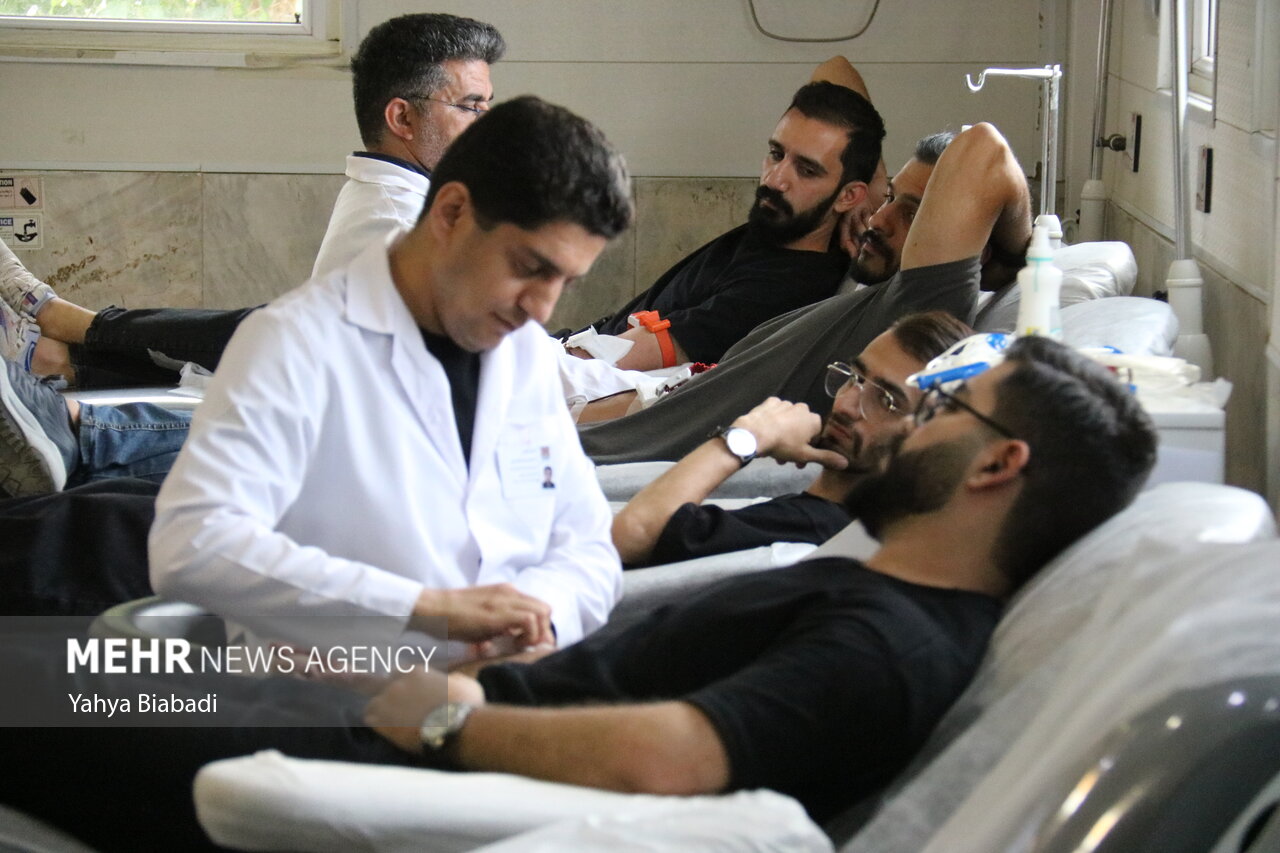 بندرعباس | کرمانشاه ارسال ۳۳۰ واحد خون از کرمانشاه؛ تبلور نوعدوستی در پی حادثه بندرعباس - خبرگزاری مهر | اخبار ایران و جهان