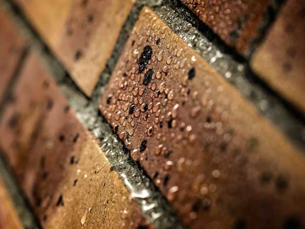 ساختمان | صنعت پایان کابوس نم و رطوبت : انقلاب نانو پوشش ها در صنعت ساختمان